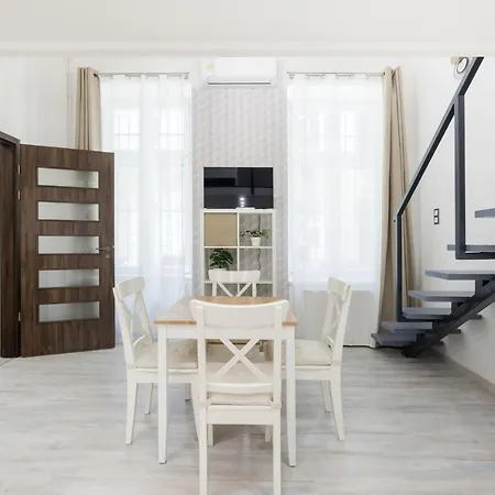 Mirror Apartamento *